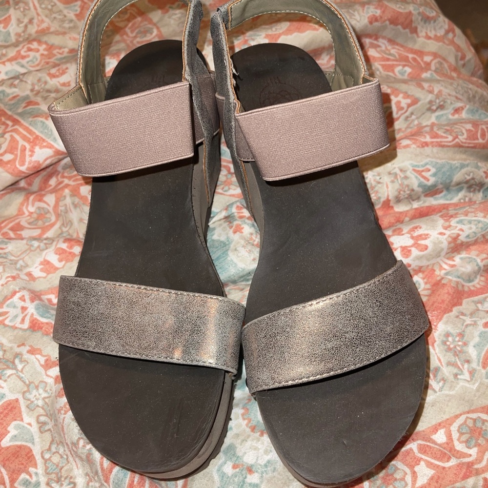 Brown/tan wedges sandals **WORN ONCE**